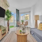 Apartment & Sea Views By Ele