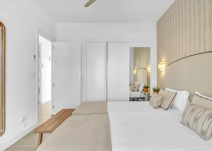 & Sea Views By Ele Apartamento Fuengirola